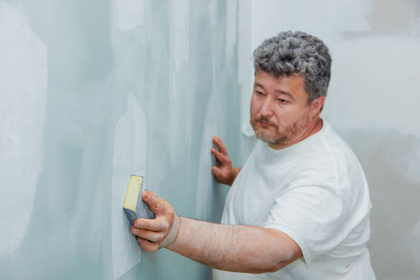 Asbestos and Lead Testing During Mold Inspection in Fort Campbell North, KY